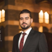 د. انس سعدالدين اخصائي في طب اسنان