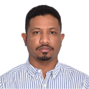 د. عمر دفع الله اخصائي في طب عام