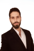 الدكتور طارق دبدوب اخصائي في نسائية وتوليد