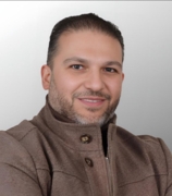 طاقم الطبي