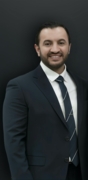 د. ياسر الدباسي اخصائي في جراحة عامة
