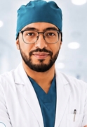 د. عبدالمجيد فرحان اخصائي في طب اسنان